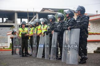 Ecuador police