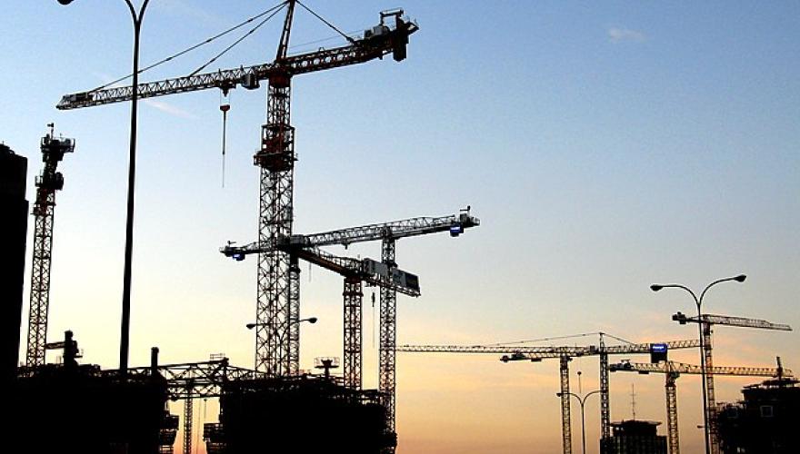 Construction output likely to keep falling
