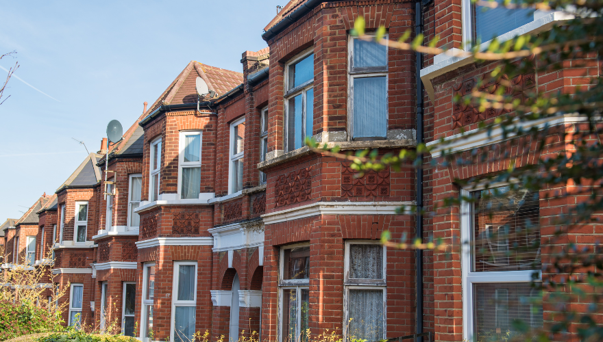 UK Drop-In – Will the housing market fare better this year than last year?
